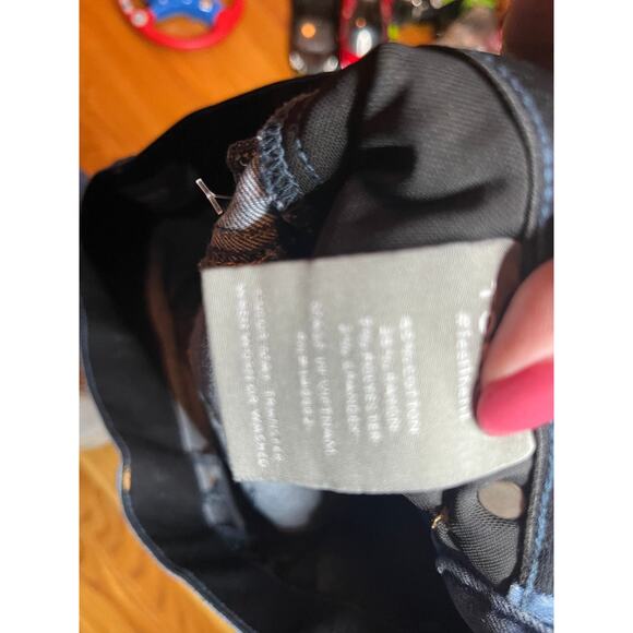 Torrid destroyed tapered leg stretch waist jeans 14 R Retro boho cool ankle - Picture 8 of 8